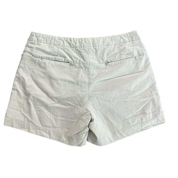 Nike Golf Women’s Golf Shorts Size 12 - Picture 4 of 5